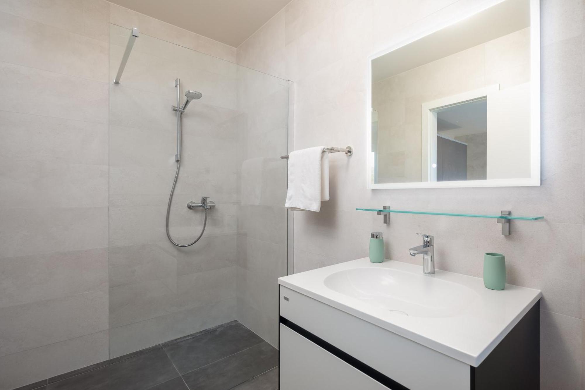 Apartment Prestige 1 *